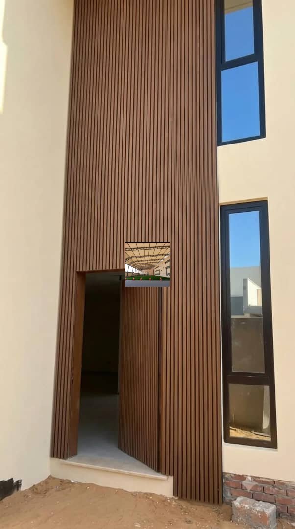 ساتر شرائح معدنية لسور منزل بالرياض